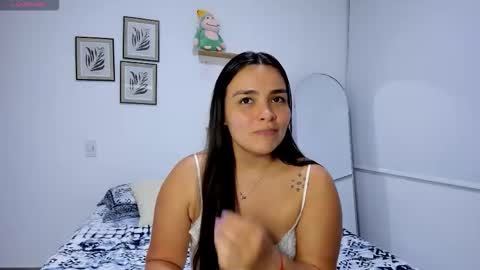 Snapshot of saritadolly_ chatting on 02/25/26, 03:38 Sara Cute online show from 02/25/26, 03:38