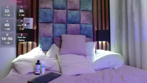 sara online show from 01/25/25, 10:40