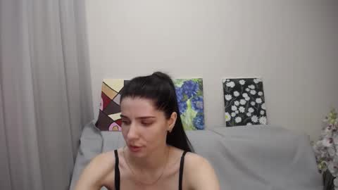 Snapshot of sarra_rich chatting on 01/13/25, 09:19 Rich online show from 01/13/25, 09:19