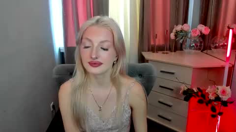 sarrah_blush online show from 09/09/25, 08:25