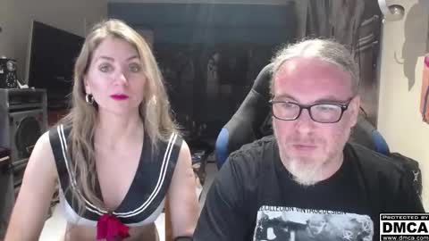 Giselle and Jay online show from 10/30/25, 06:59