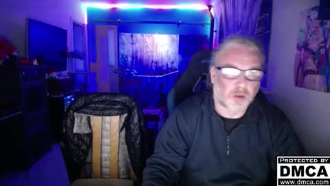 Giselle and Jay online show from 12/21/25, 09:11