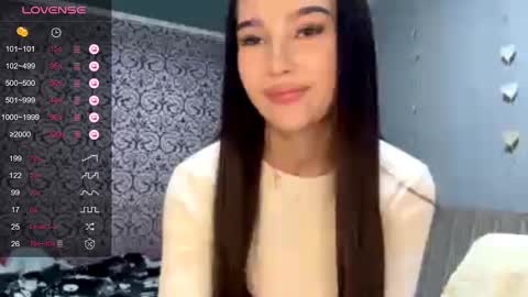 Valentina online show from 10/21/25, 03:13