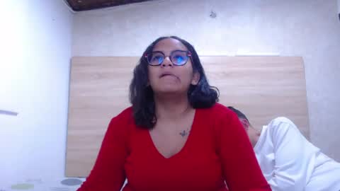 Sasha Y Felipe online show from 08/08/26, 02:57