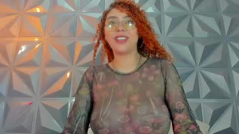 Snapshot of sasha__velvet_ chatting on 06/11/26, 04:21 Sasha online show from 06/11/26, 04:21