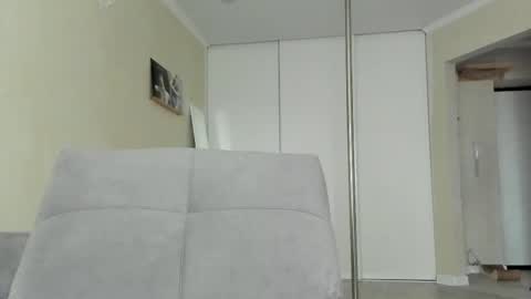 Sasha online show from 10/13/25, 10:04