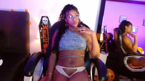 sasha_bowei online show from 10/26/25, 02:06