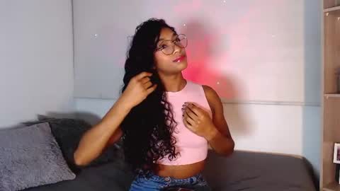sasha_bowei online show from 06/30/26, 11:50