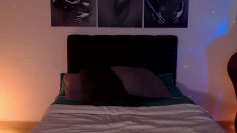 sasha_bowei online show from 07/23/26, 03:15