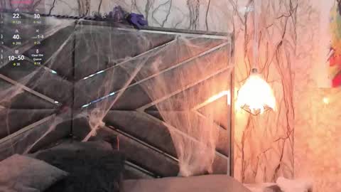 Snapshot of sasha_brownie_ chatting on 10/25/25, 08:03 Sasha  online show from 10/25/25, 08:03