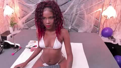 Sasha  online show from 11/03/25, 07:59