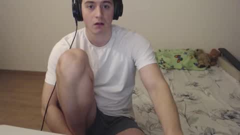 Snapshot of sasha_calvin chatting on 10/05/25, 06:39 sasha_calvin online show from 10/05/25, 06:39