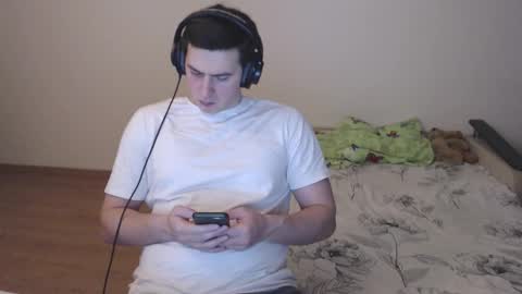 Snapshot of sasha_calvin chatting on 10/11/25, 12:32 sasha_calvin online show from 10/11/25, 12:32