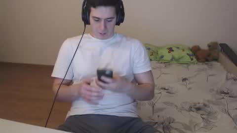 Snapshot of sasha_calvin chatting on 10/26/25, 11:49 sasha_calvin online show from 10/26/25, 11:49