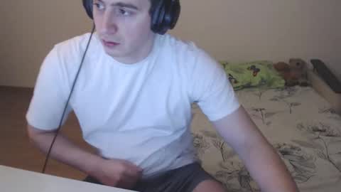 Snapshot of sasha_calvin chatting on 11/08/25, 04:45 sasha_calvin online show from 11/08/25, 04:45