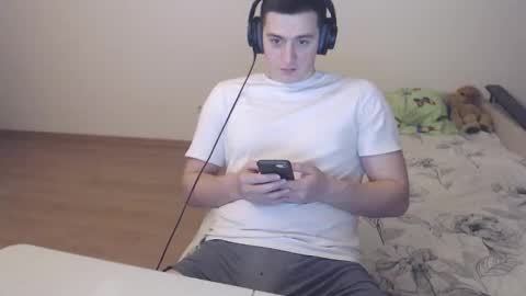 Snapshot of sasha_calvin chatting on 11/25/25, 08:09 sasha_calvin online show from 11/25/25, 08:09