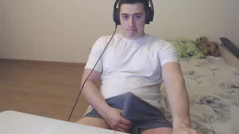 Snapshot of sasha_calvin chatting on 11/28/25, 02:14 sasha_calvin online show from 11/28/25, 02:14