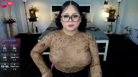Snapshot of sasha_franz chatting on 07/07/26, 06:45 SASHA GIRL online show from 07/07/26, 06:45