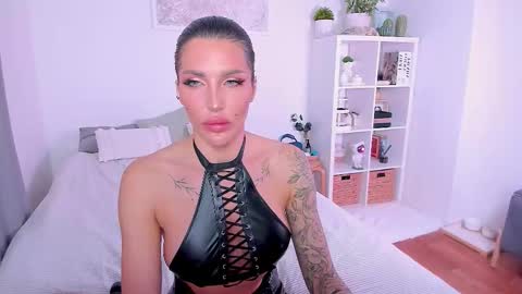 Sasha Miro online show from 03/15/26, 01:44