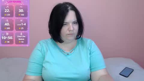 Snapshot of sasha_rayy chatting on 09/09/25, 12:15 Sasha online show from 09/09/25, 12:15