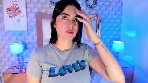 Camila  online show from 10/08/25, 11:41