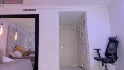 sasha_sinne online show from 07/15/26, 01:27