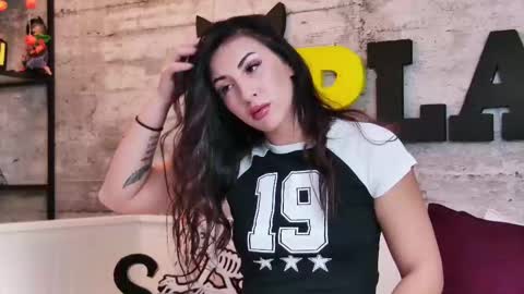 Sasha online show from 10/27/25, 08:51