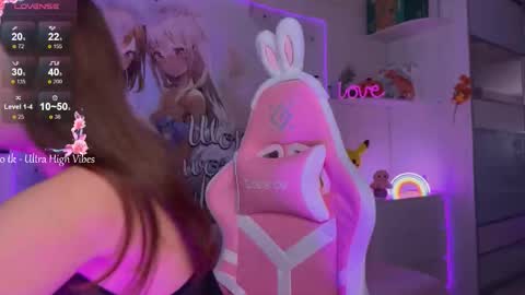 Snapshot of sashacollerx chatting on 11/28/25, 03:31 Alexa online show from 11/28/25, 03:31