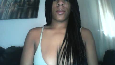 Snapshot of sashaforeever chatting on 11/12/25, 04:51 SASHAFOREEVER online show from 11/12/25, 04:51