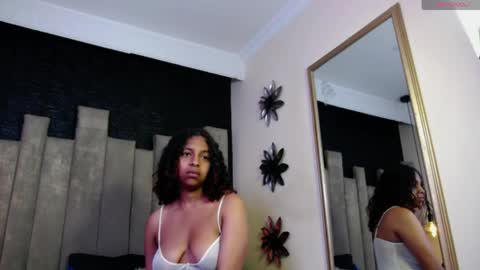 Snapshot of sashafoxy_ chatting on 04/10/26, 02:00 sashafoxy_ online show from 04/10/26, 02:00