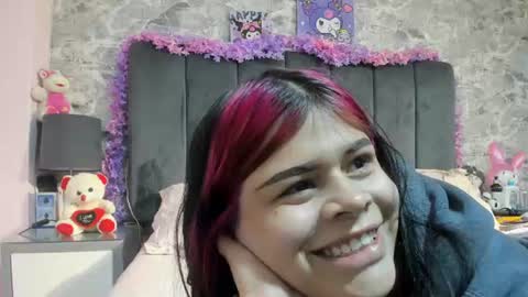 Snapshot of sashajune chatting on 07/22/26, 11:13 selene online show from 07/22/26, 11:13