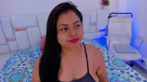 Manuela  online show from 10/07/25, 03:58