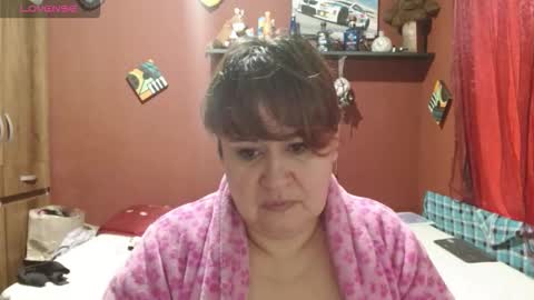 Snapshot of sasharosee2 chatting on 11/20/25, 01:00 S A S H A R O S E online show from 11/20/25, 01:00