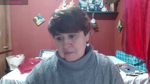 Snapshot of sasharosee2 chatting on 12/02/25, 01:28 S A S H A R O S E online show from 12/02/25, 01:28