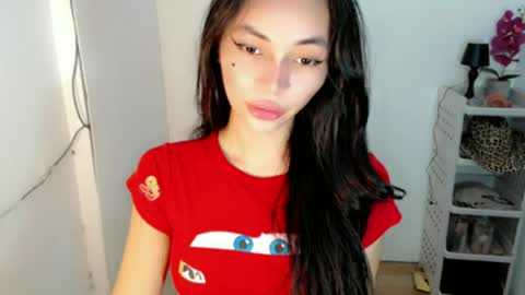 Sashi online show from 06/15/26, 09:39