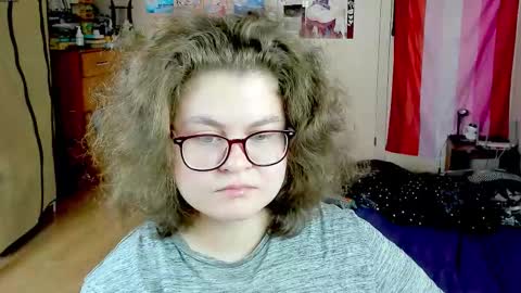 .Alexandra online show from 10/10/25, 08:24