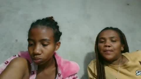 Snapshot of sasivia08 chatting on 02/13/26, 12:12 sasivia08 online show from 02/13/26, 12:12