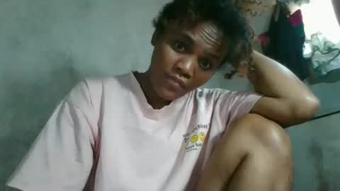 Snapshot of sasivia08 chatting on 03/23/26, 12:31 sasivia08 online show from 03/23/26, 12:31