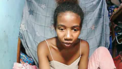 Snapshot of sasivia08 chatting on 04/16/26, 12:50 sasivia08 online show from 04/16/26, 12:50