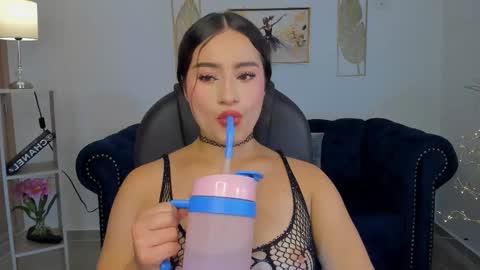 saskia litt online show from 10/18/25, 04:26