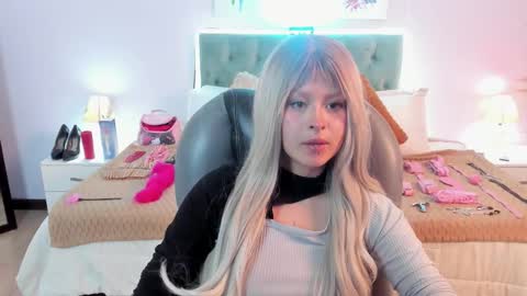 Snapshot of saskia_vellour chatting on 02/04/26, 07:31 saskia_vellour online show from 02/04/26, 07:31