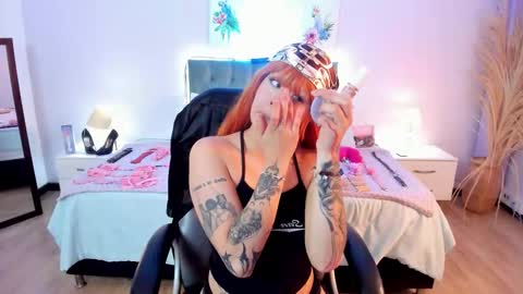 Snapshot of saskia_vellour chatting on 02/22/26, 12:15 saskia_vellour online show from 02/22/26, 12:15