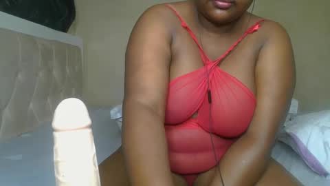 sassie_bee online show from 12/02/24, 02:09