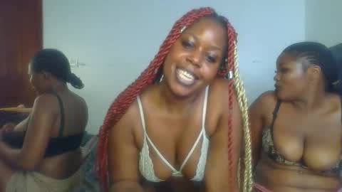 Snapshot of sassie_d chatting on 12/14/25, 08:57 sassie_d online show from 12/14/25, 08:57