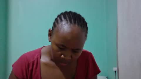 sassy_bella online show from 02/05/25, 10:41