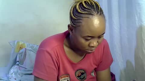 sassy_bella online show from 05/19/26, 01:56