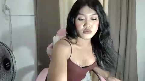 Snapshot of sassy_jenny8 chatting on 02/10/26, 10:52 sassy_jenny8 online show from 02/10/26, 10:52