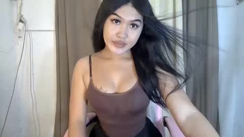 Snapshot of sassy_jenny8 chatting on 04/07/26, 10:05 sassy_jenny8 online show from 04/07/26, 10:05