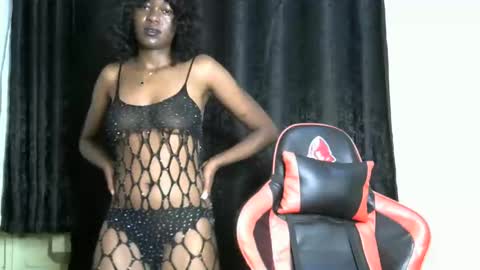 sassy_lyne online show from 12/16/25, 08:14
