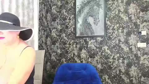 sassy_seasons online show from 10/29/25, 09:55